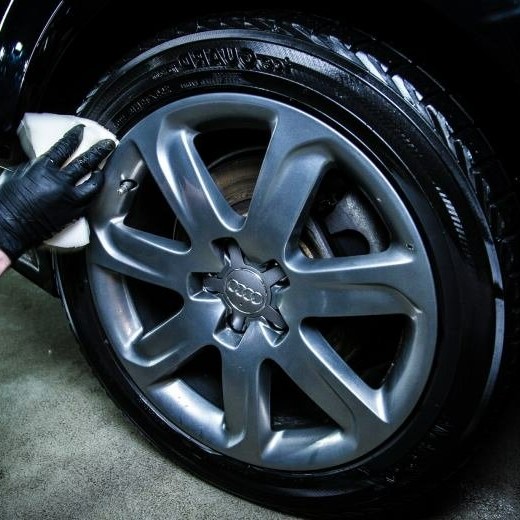 chernenie-dlia-shin-silikonovoe